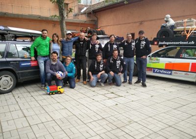 Wir trafen ein anderes Rallye-Team beim selben Waisenhaus