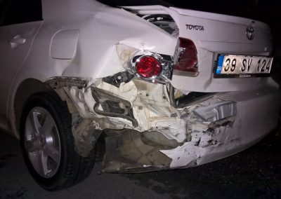 Schaden am türkischen Fahrzeug